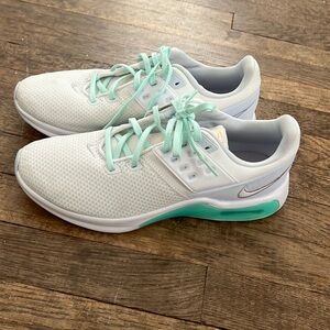 Nike weight training shoes